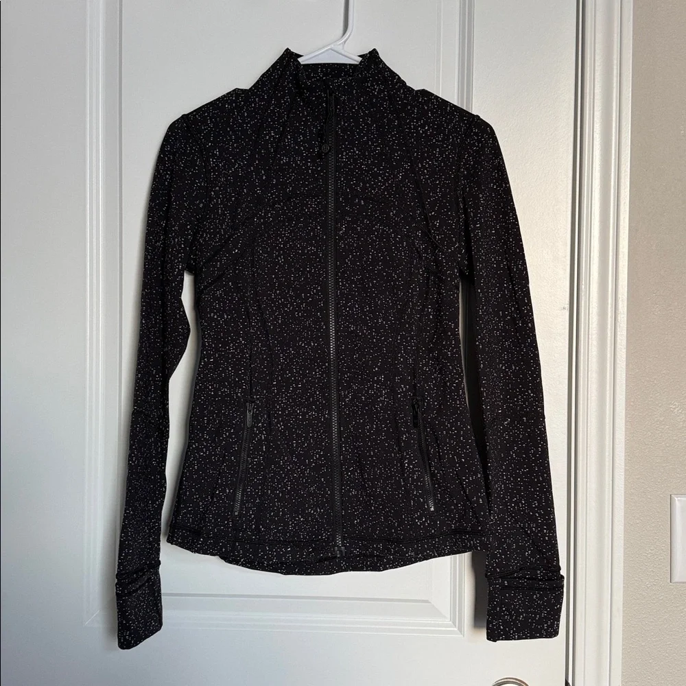 Lululemon Define Jacket - Picture 4 of 7